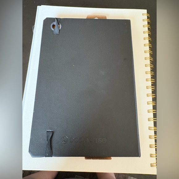 NWT DoDo Black & Wooden Book Style iPad Mini Case with Sticker - Picture 4 of 10